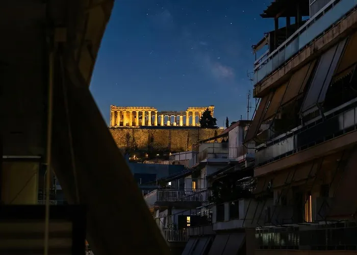 Neos - Acropolis View